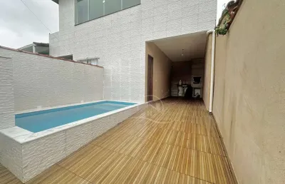Casa sobreposta / alto à venda , 2 quarto(s),  sendo 1 suíte(s)  no bairro stella maris, 900 metros da praia, peruíbe-sp