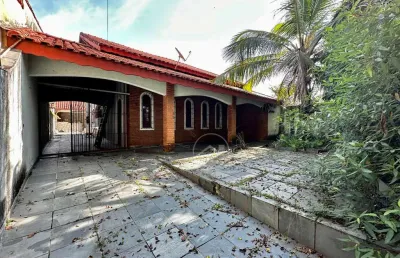Casa com mezanino à venda , 3 quarto(s),  sendo 2 suíte(s)  no bairro belmira novaes, 600 metros da praia, peruíbe-sp