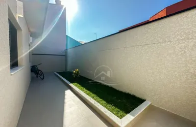 Casa térrea à venda , 3 quarto(s),  sendo 3 suíte(s)  no bairro oasis, 300 metros da praia, peruíbe-sp