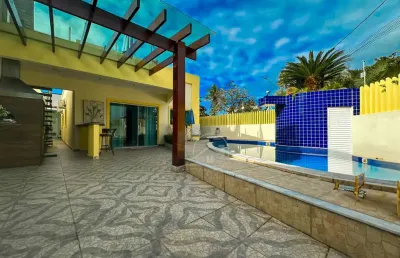 Casa térrea com piscina à venda , 3 quarto(s),  sendo 3 suíte(s)  no bairro cidade nova peruíbe, 150 metros da praia, peruíbe-sp