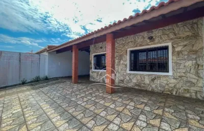 Casa térrea à venda , 3 quarto(s),  sendo 1 suíte(s)  no bairro jardim barra de jangadas, 400 metros da praia, peruíbe-sp