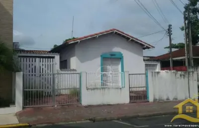 Casa comercial à venda , 2 quarto(s),  sendo 2 suíte(s)  no bairro centro, 0 metros da praia, peruíbe-são paulo