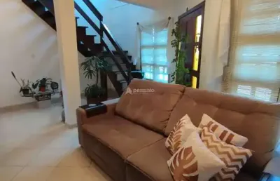 Sobrado à venda por r$890.000,00, 180,00m² - centro - gravataí, rs