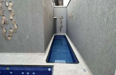 Sobrado com 2 dormitórios à venda, 48 m² por r$ 338.000,00 - maracanã - praia grande/sp