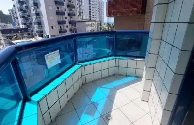 Este charmoso apartamento, totalmente mobiliado, oferece o equilíbrio perfeito entre conforto, praticidade e localização privilegiada. a poucos passos da praia – apenas 160 metros – conta com uma lind