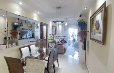 Apartamento belíssimo frente vila caiçara, 
desperte todos os dias com o som das ondas e uma vista panorâmica incrível neste espaçoso apartamento de 2 dormitórios, de frente para o mar, onde cada deta