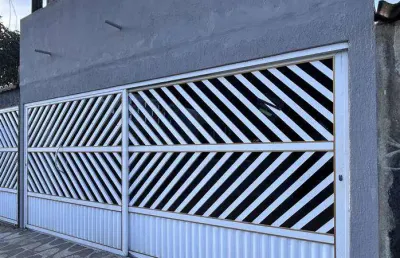 Casa com 2 quartos à venda na Rua Melvi, 301, Jardim Melvi, Praia Grande