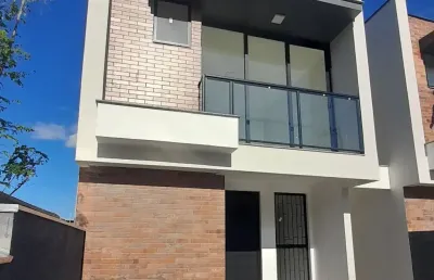 Sobrado em areias, são josé - 3 quartos, suíte e pátio amplo