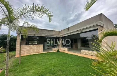 Casa em condomínio rural a 1 km da br-060 e a 4 km do outlet premium. 60 km de brasília. - rio areias.