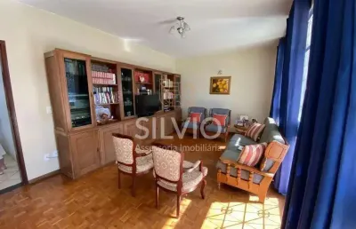 Vendo ótima casa 04 quartos na qsd, taguatinga sul!