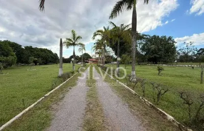 Chacara a venda no lago oeste com duas casas e area de lazer completa