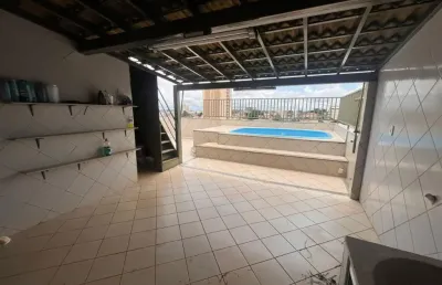Cobertura duplex  4 quartos sendo 2 suítes , piscina e churrasqueira