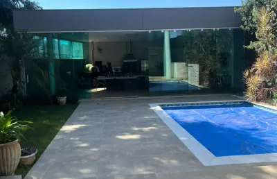 Linda casa condominio fechado granja marileusa, 3 quartos sendo 1 suite, piscina