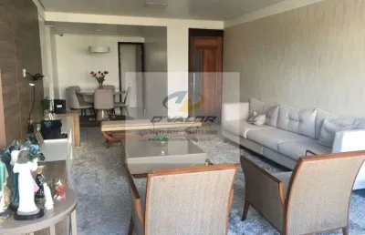 Vendo apartamento com 125m², 3 quartos s/ 1 suíte, sala ampla integrada com a varanda e 2 vagas