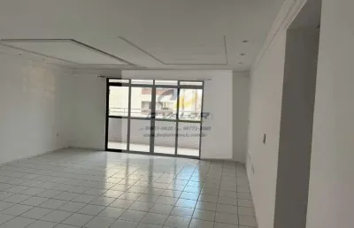 Vendo apartamento com 156m², 4 quartos s/ 3 suítes, sala p/ 2 ambientes, cozinha c/ armários e 2 vagas