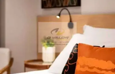 Vendo flat, mobiliado, com 30 m², no jardim oceania