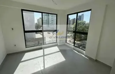 Vendo apartamento com 92 m², 3 quartos s/ 1 suíte, sala p/ 2 ambientes e 2 vagas