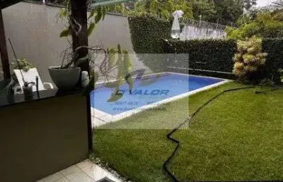 Vendo casa no bosque das orquídeas, com 377m² de área construída, 4 suítes, escritório, dce, 4 vagas