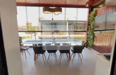 Vendo bangalô (triplex) 126m2, 03 quartos (sendo todos suítes), 02 vagas de garagem