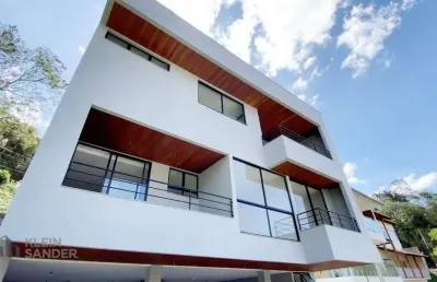 Casa com 3 dormitórios à venda, 310 m² por r$ 1.950.000,00 - cônego - nova friburgo/rj
