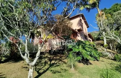 Casa com 4 dormitórios à venda, 337 m² por r$ 1.200.000,00 - cascatinha - nova friburgo/rj