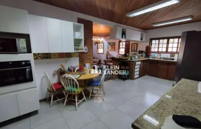 Casa com 3 dormitórios à venda, 220 m² por r$ 580.000,00 - córrego d antas - nova friburgo/rj