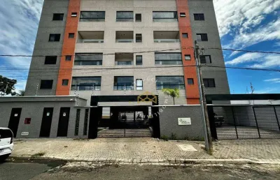 Belíssimo apartamento com localização privilegiada em jaguariúna