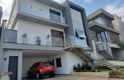 Sobrado alto padrão em condominio fechado em valinhos