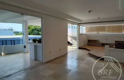 Vendo cobertura em estreito fpolis sc, três dormitórios/suíte/piscina