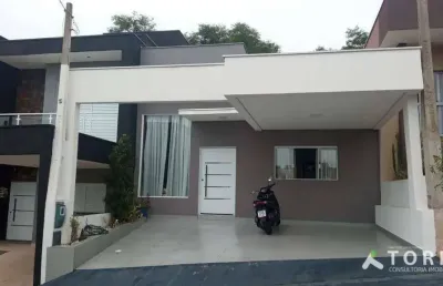 Linda casa à venda no condomínio horto florestal villagio, em sorocaba/sp