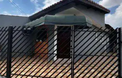 Casa a venda com 02 dormitórios próximo ao ceagesp, jardim residencial deolinda guerra em sorocaba/sp