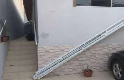 Casa com 3 quartos para alugar na Rua Antônio Petarnela, 100, Vila Barão, Sorocaba