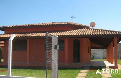Casa com 2 quartos à venda, no colonial i em araçoiaba da serra - sp
