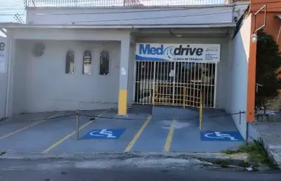 Casa comercial com 2 salas para alugar na avenida rio jutaí, 128, nossa senhora das graças, manaus, 300 m2 por r$ 9.500