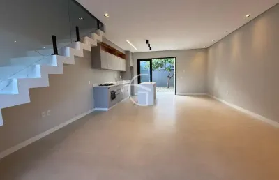 Casa com 3 quartos à venda no Saguaçu, Joinville 