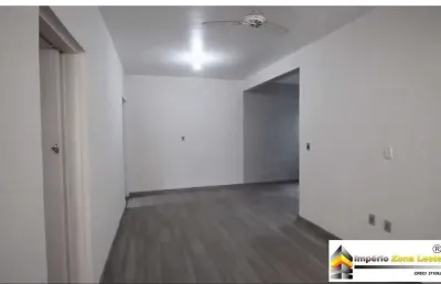 Casa com 3 quartos para alugar na Vila Carmosina, São Paulo 