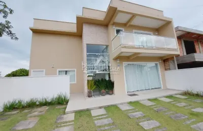 Casa com 3 quartos à venda na Rua Suíça, 172, Atami, Pontal do Paraná