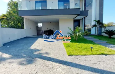 Casa à venda na Avenida Brasil, Atami, Pontal do Paraná