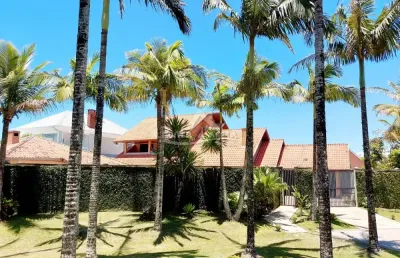Casa com 3 quartos para alugar na Rua Canadá, 1157, Atami, Pontal do Paraná