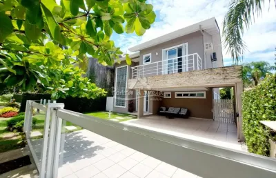 Casa com 2 quartos para alugar na Avenida Brasil, 460, Atami, Pontal do Paraná