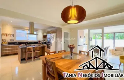 Linda residência alto padrão 4 dormitorios beira mar morro das pedras