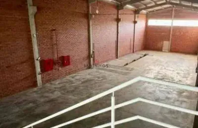 Aluga pavilhão com 375m² no bairro nossa senhora das graças em canoas