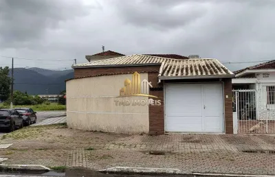 Casa com piscina toda arrejada bairro jd real praia grande sp