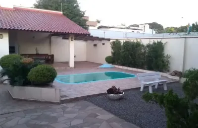 Casa com 4 quartos à venda na rua santo inácio, 316, cristo rei, são leopoldo por r$ 890.000