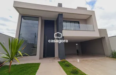 Sobrado de alto padrão com 4 suítes e piscina - sustentável e sofisticado