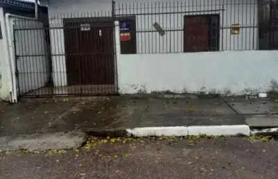 Casa com 3 quartos à venda na orlando silva, 635, canudos, novo hamburgo por r$ 280.000