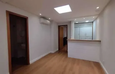 Sala comercial com 1 sala para alugar no Centro Histórico, Porto Alegre 