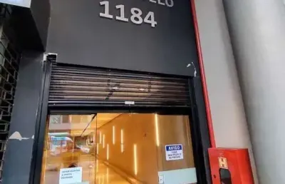 Sala comercial com 2 salas para alugar no Centro Histórico, Porto Alegre 