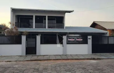 Casa com 4 dormitórios à venda, 220 m² por r$ 1.800.000,00 - centro - navegantes/sc