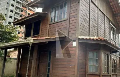 Casa com 3 quartos para alugar na Rua José Romão, 128, Gravata, Navegantes